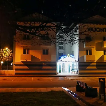 Hotel Vajont 3*